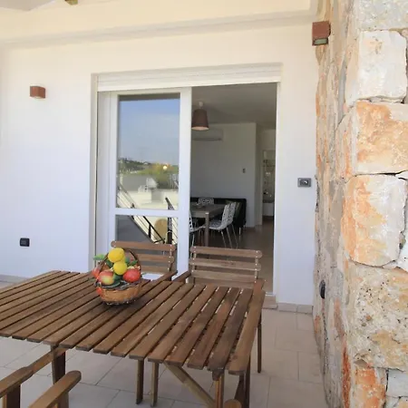 Le Dimore Sul Mare Di San Gregorio By Lovesud Prázdninový dům