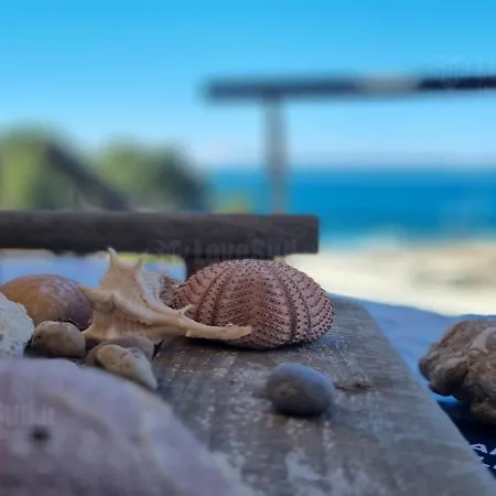 Le Dimore Sul Mare Di San Gregorio By Lovesud Holiday home *