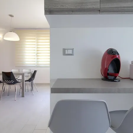 Prázdninový dům Le Dimore Sul Mare Di San Gregorio By Lovesud *