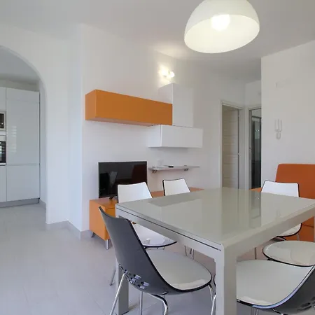Holiday home Le Dimore Sul Mare Di San Gregorio By Lovesud