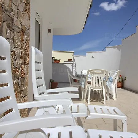 Feriehus Le Dimore Sul Mare Di San Gregorio By Lovesud