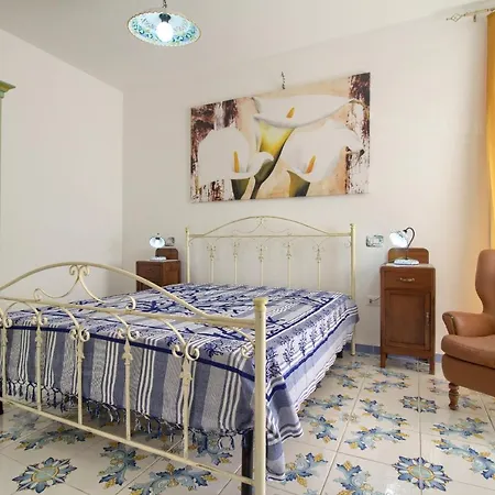 Ca' Luci - San Gregorio Casa vacanze *
